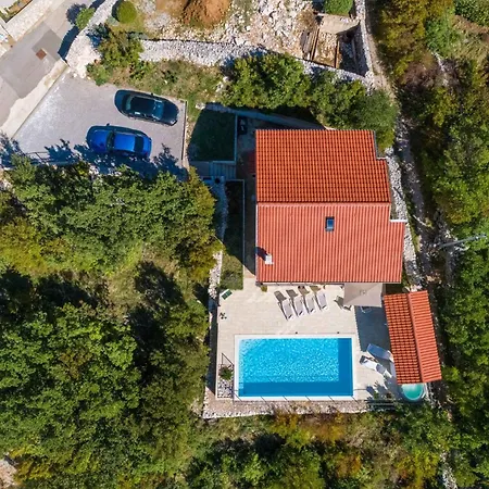 In 45290 Villa *