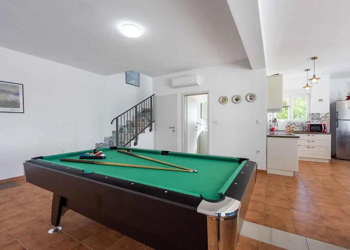 In 45290 Villa
