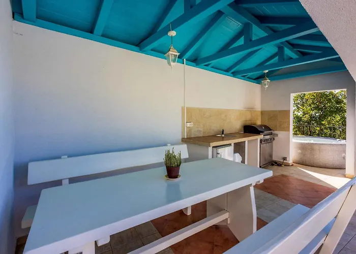 In 45290 Villa *