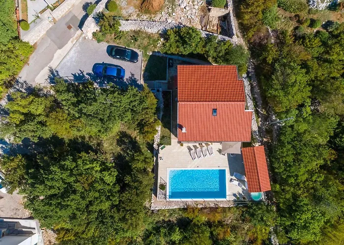 In 45290 Villa *