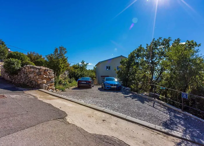In 45290 Villa